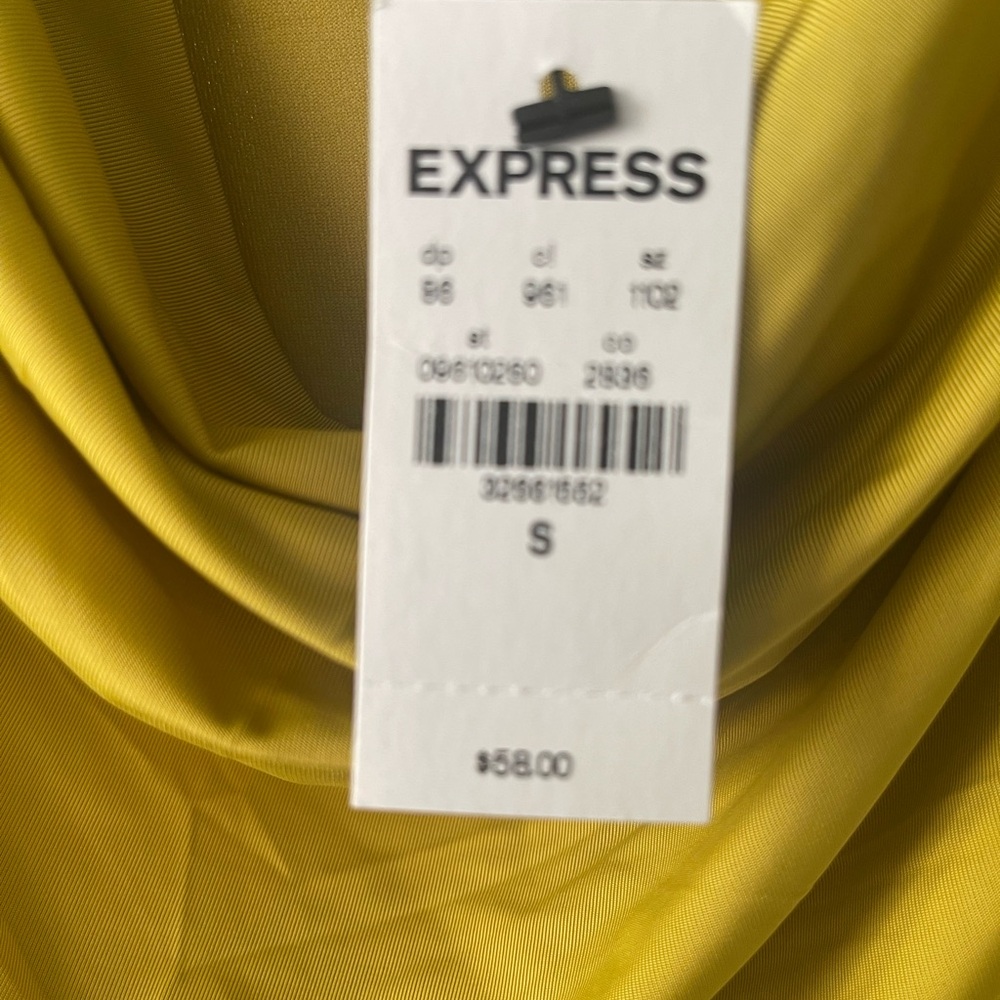 Express Top - Picture 4 of 4